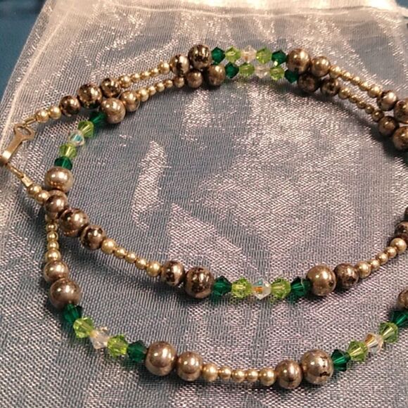 Chic Green and Silver marked 925 on Hook Beaded Choker Necklace - Picture 5 of 5